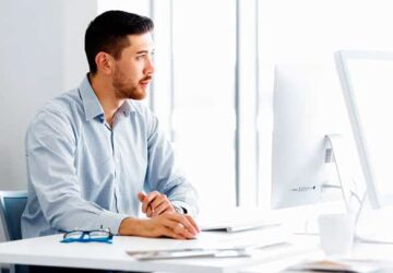 Quantos dias faltados caracterizam abandono de trabalho?