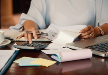 Qual é a diferença entre tributos, impostos, taxas e contribuições?