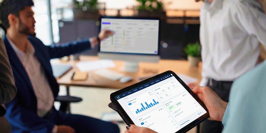 CRM e ERP: o que cada um faz, como se complementam e como implementar os dois